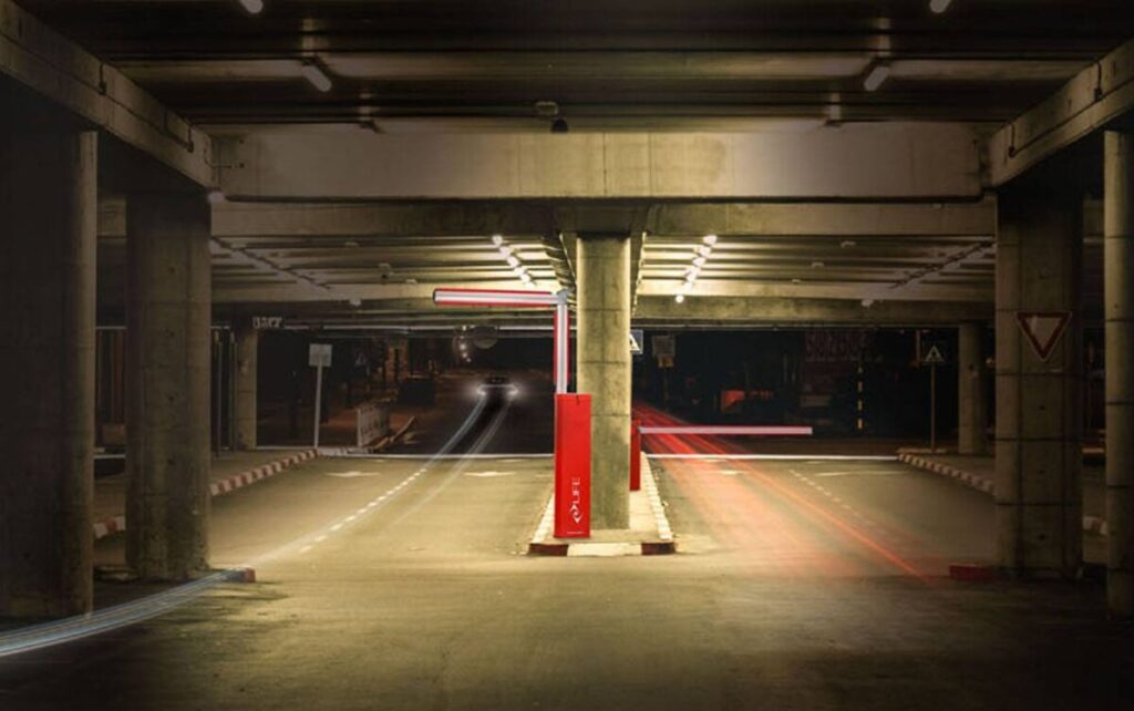 LIFE SUPRA MB 24 DL parking rampa postavljena na ulazu